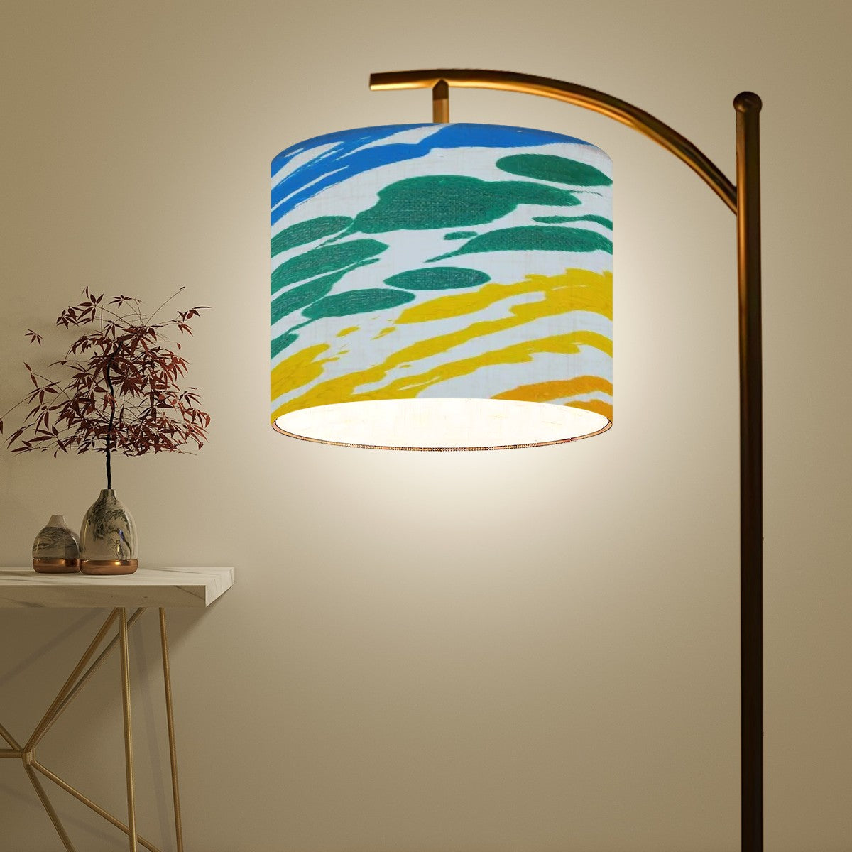 Gavin Scott Arc Floor Lamp w/Remote