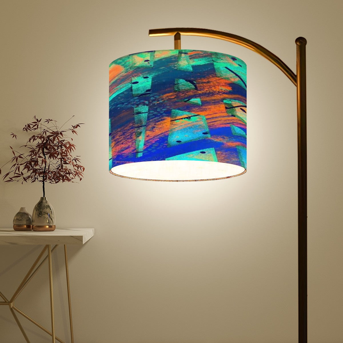 Gavin Scott Arc Floor Lamp w/Remote