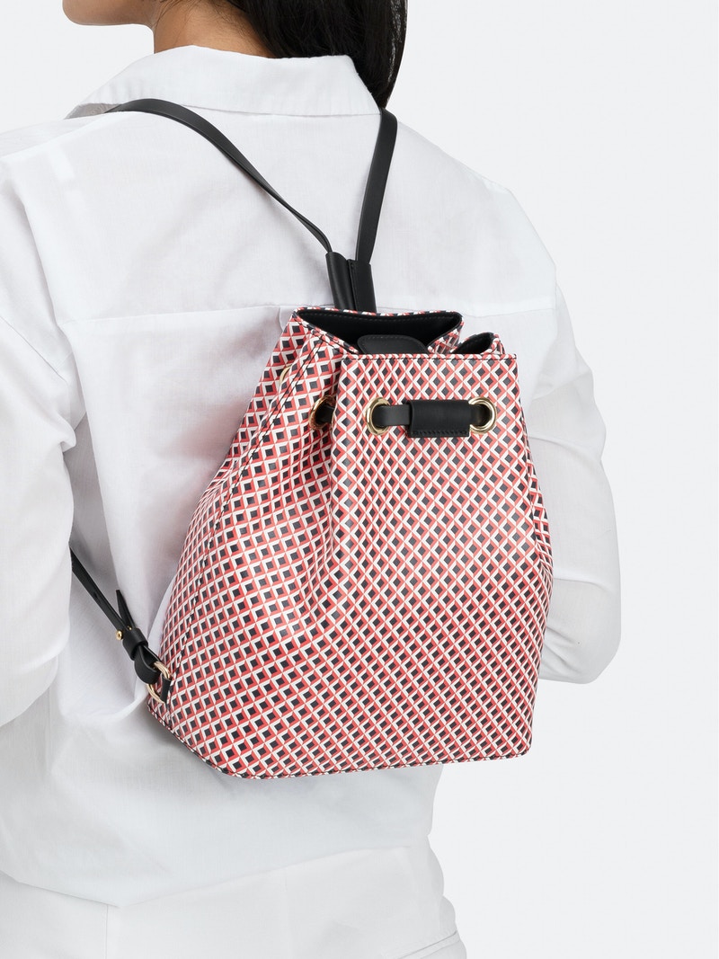 Gavin Scott 100% Genuine Nappa Leather Drawstring Bucket Backpack