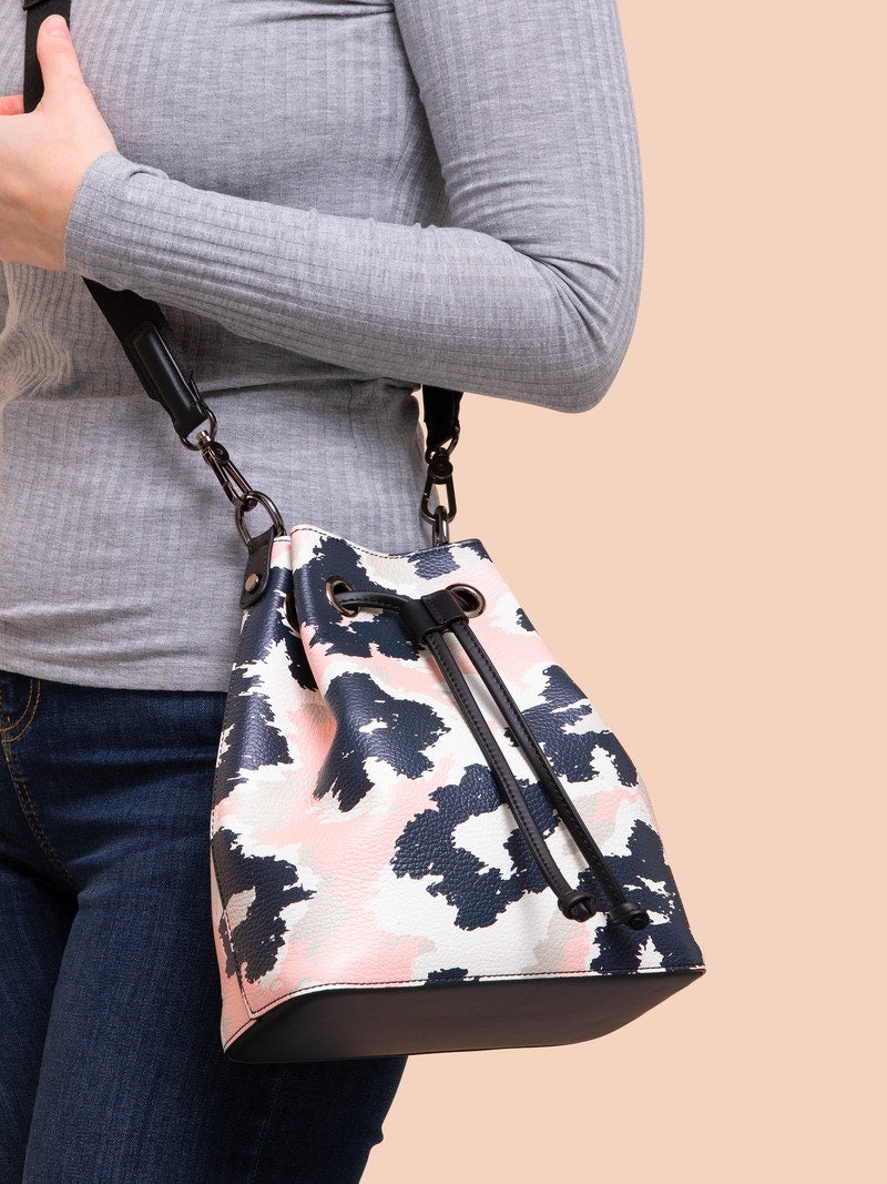 Gavin Scott 100% Genuine Nappa Leather Drawstring Bucket Bag