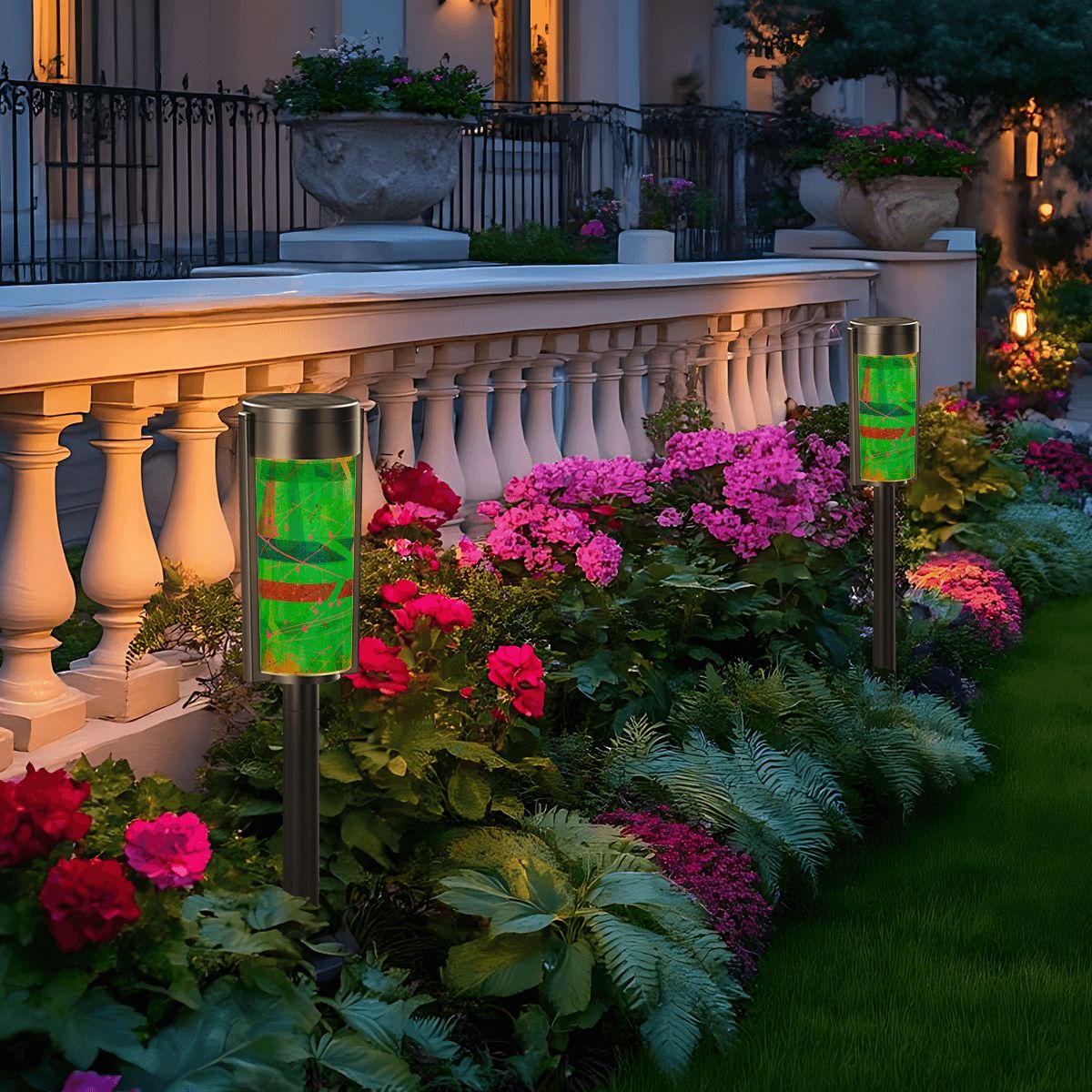 Gavin Scott Adjustable Outdoor Solar Lights (set of 4)