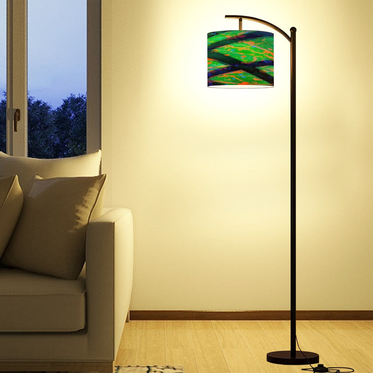 Gavin Scott Arc Floor Lamp w/Remote