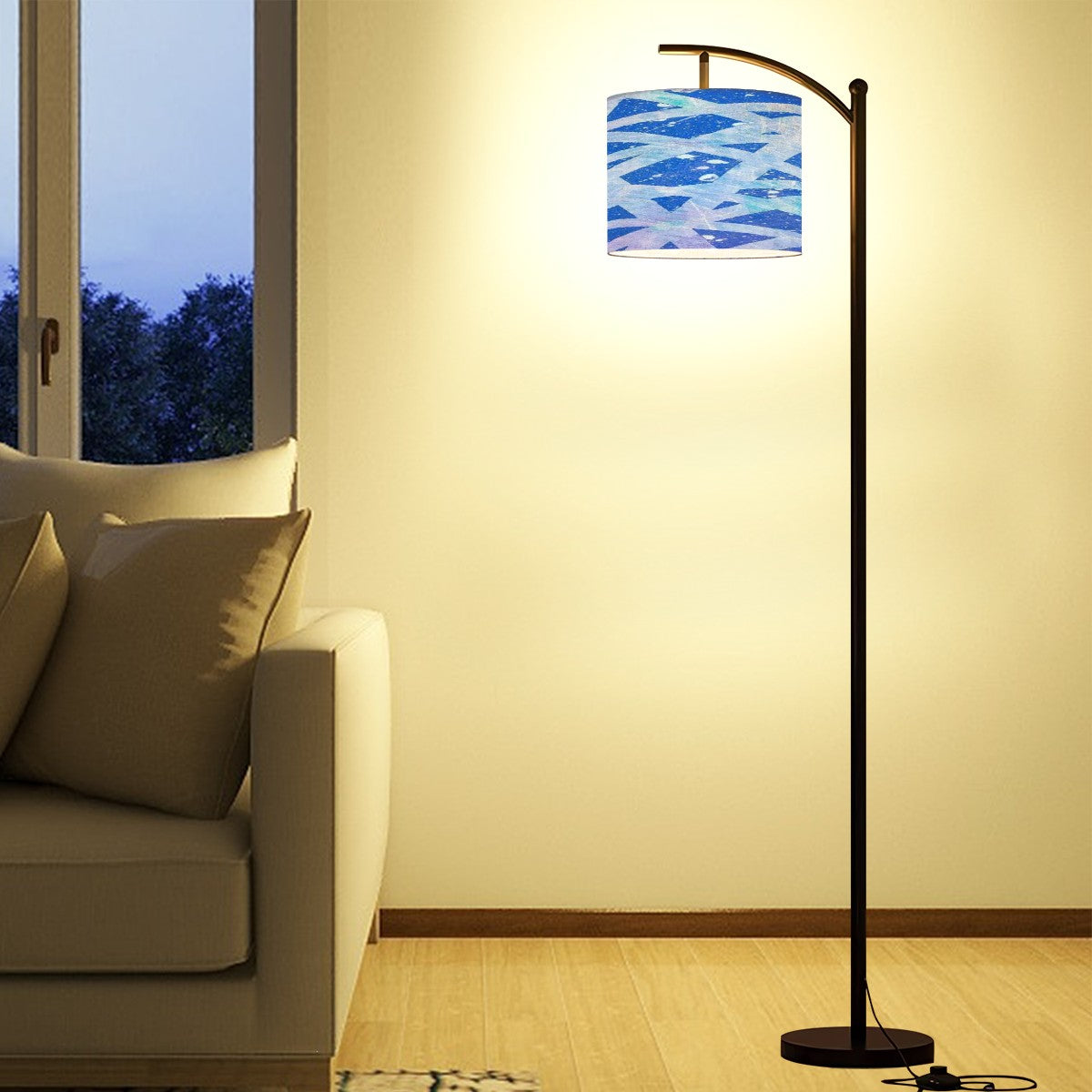 Gavin Scott Arc Floor Lamp w/Remote