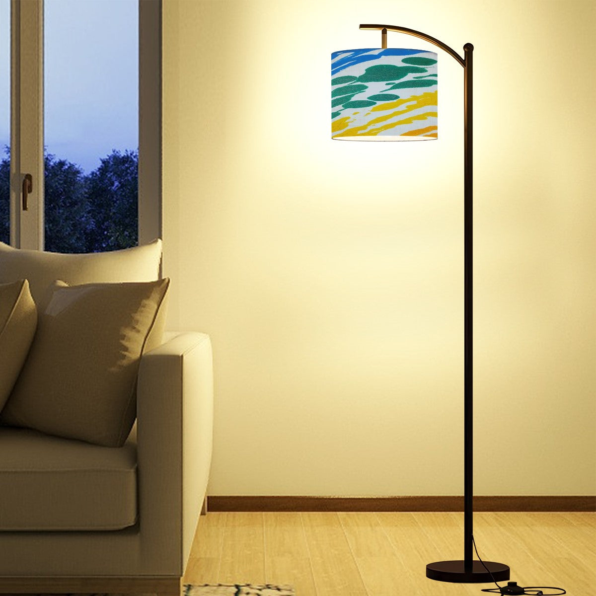 Gavin Scott Arc Floor Lamp w/Remote