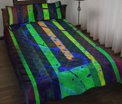 Gavin Scott Quilted Bed Set